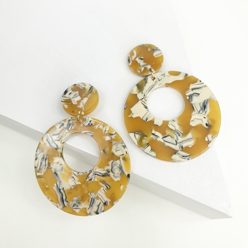 Open Circle Pendant Drop Earrings in Amber